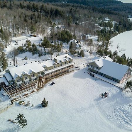 Pourvoirie Du Lac Blanc Saint-Alexis-des-Monts Exterior photo